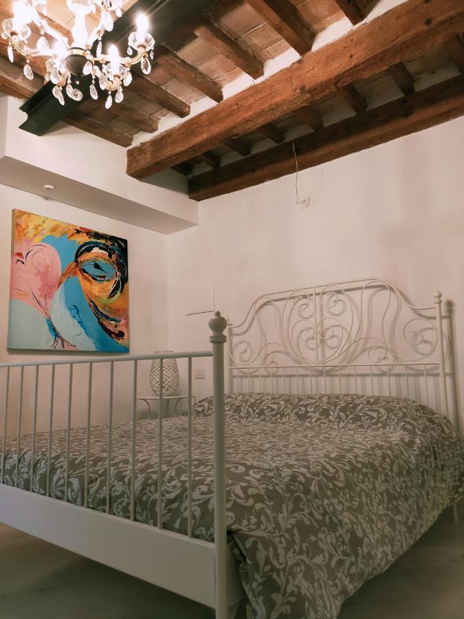 بيزارو Tambien B&B المظهر الخارجي الصورة