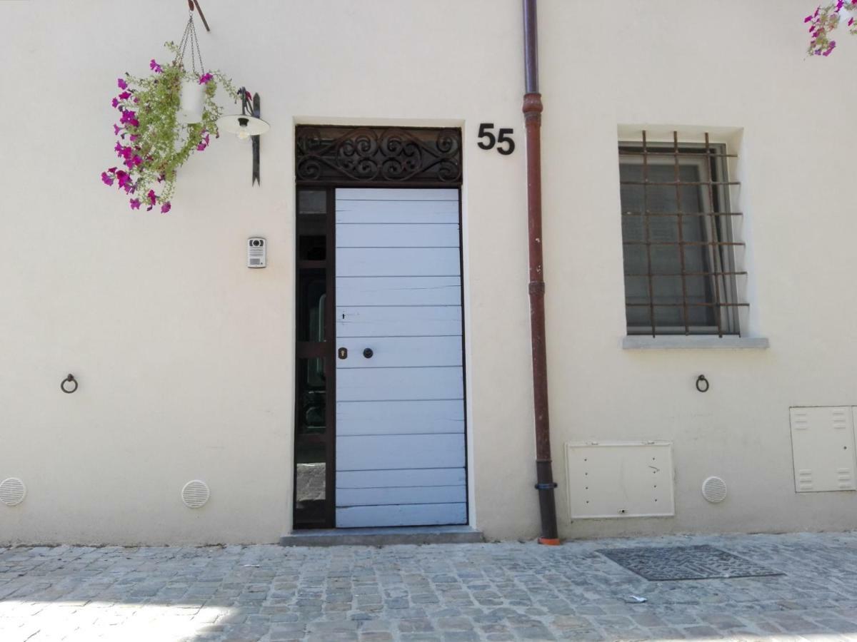 بيزارو Tambien B&B المظهر الخارجي الصورة