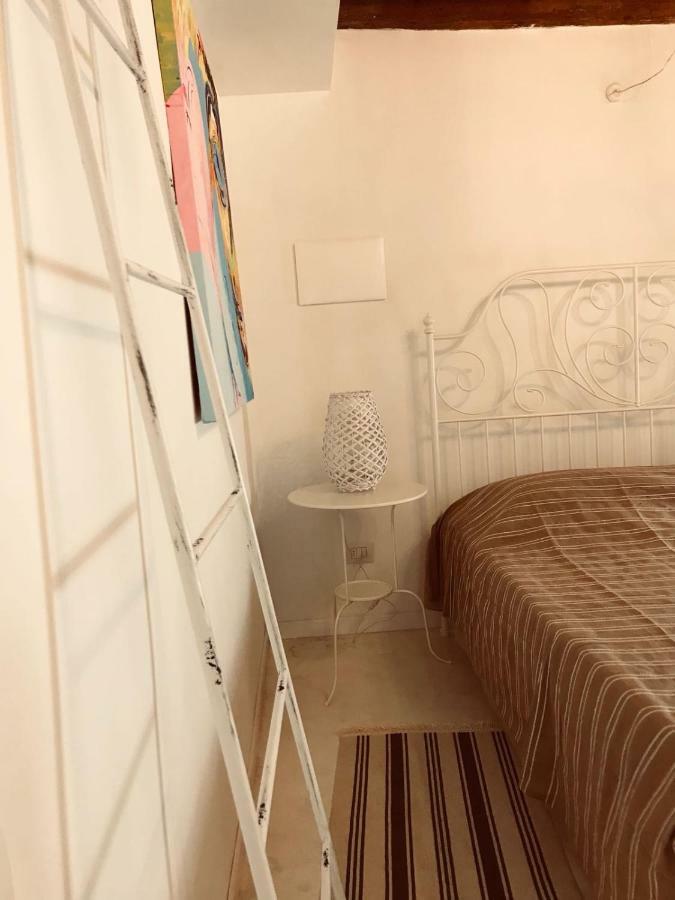 بيزارو Tambien B&B المظهر الخارجي الصورة